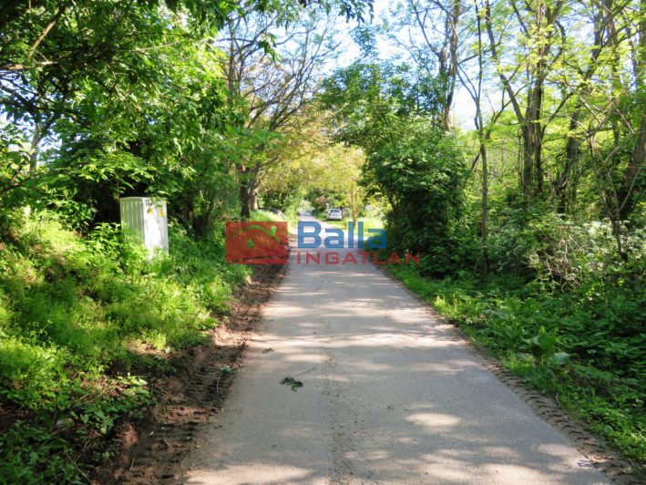 Badacsonytomaj - Badacsonyörs:  2160 m&sup2;-es telek   (21'900'000 ,- Ft)