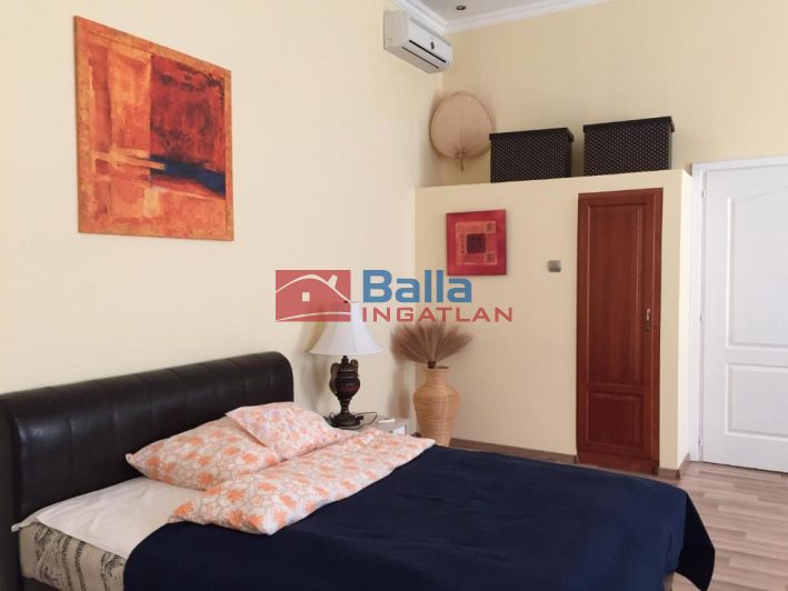 II. kerület (Országút) - Kis Rókus utca:  44 m&sup2;-es társasházi lakás   (640 ,- Ft)