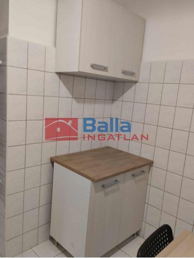 II. kerület (Országút) - Lövőház utca:  32 m&sup2;-es társasházi lakás   (57'000'000 ,- Ft)