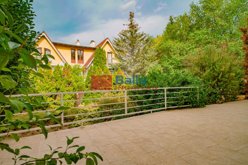Eladó 122 m²-estársasházi lakás II. kerület (Széphalom II/A.) , Széphalom: 187'000'000 Ft