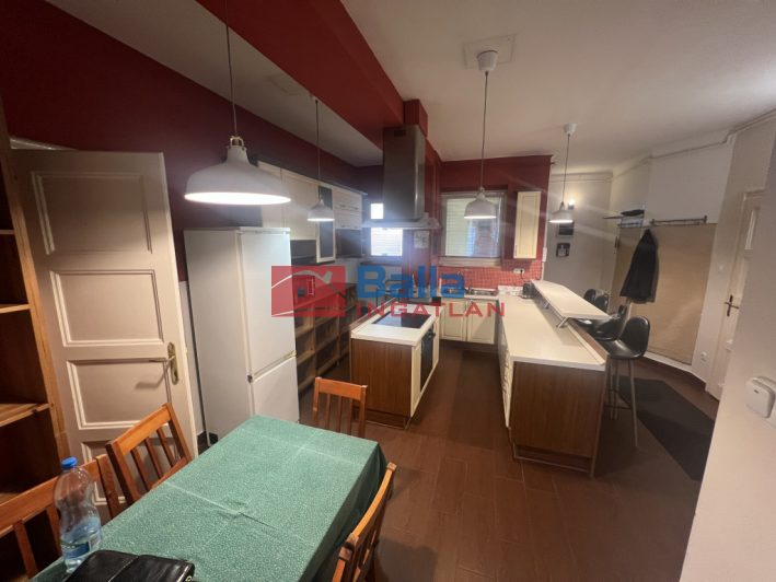 III. Kerület (Óbuda-központ) - Zápor utca:  93 m&sup2;-es társasházi lakás   (126'000'000 ,- Ft)