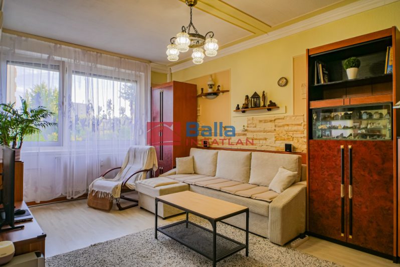 Eladó 73 m²-estársasházi lakás III. Kerület (Pók utcai ltp) , Amfiteátrum utca: 93'900'000 Ft
