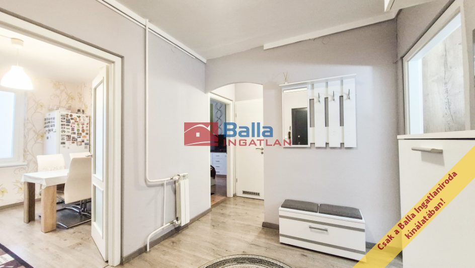 IV. Kerület (Káposztásmegyer II.) - Megyeri út 204 utca:  54 m&sup2;-es társasházi lakás   (75'000'000 ,- Ft)