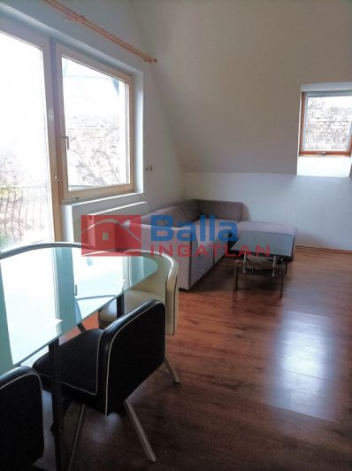 IV. Kerület (Újpest) - Deák Ferenc utca:  77 m&sup2;-es társasházi lakás   (83'900'000 ,- Ft)