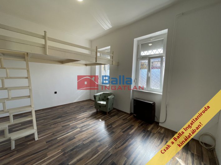 Eladó 27 m²-estársasházi lakás IV. Kerület (Újpest) , Kisfaludy utca: 29'900'000 Ft