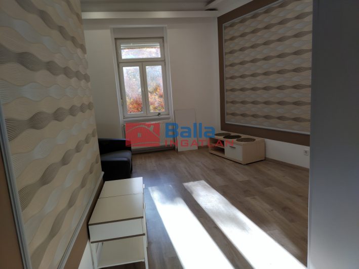 IX. Kerület (Belső Ferencváros) - Mihálkovics utca:  91 m&sup2;-es társasházi lakás   (109'900'000 ,- Ft)