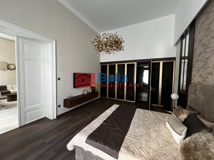 Eladó 183 m²-estársasházi lakás V. Kerület (Bank negyed) , Október 6 utca: 344'000'000 Ft