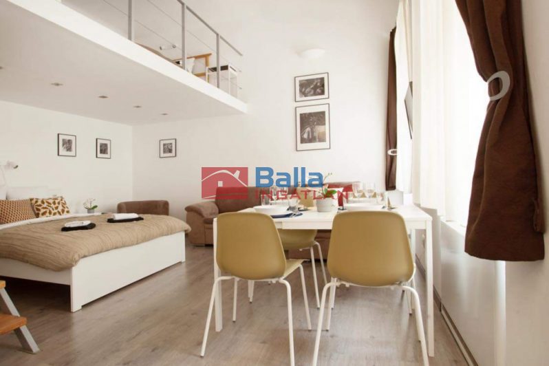 Eladó 39 m²-estársasházi lakás V. Kerület (Belváros) , Azonnal költözhető ingatlan a Bazilikánál!: 81'000'000 Ft