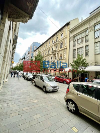 Eladó 39 m²-estársasházi lakás V. Kerület (Belváros) , Azonnal költözhető ingatlan a Bazilikánál!: 79'900'000 Ft