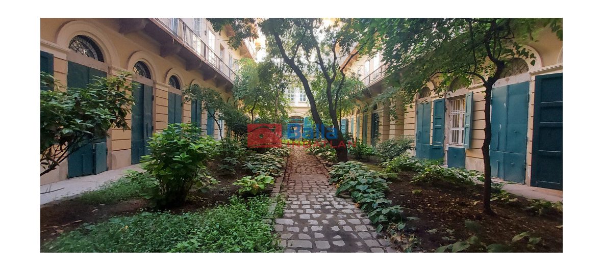 V. Kerület (Belváros) - Hercegprímás utca:  125 m&sup2;-es társasházi lakás   (236'800'000 ,- Ft)