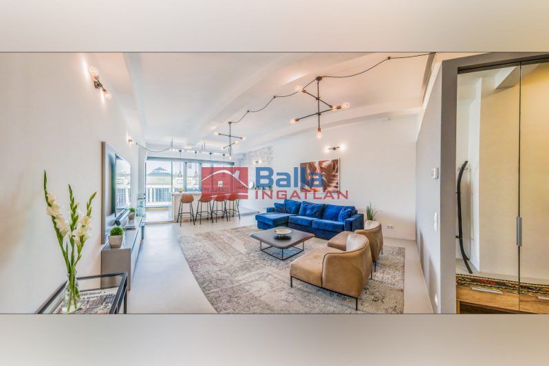 V. Kerület (Belváros) - Múzeum körút:  66 m&sup2;-es társasházi lakás   (159'000'000 ,- Ft)