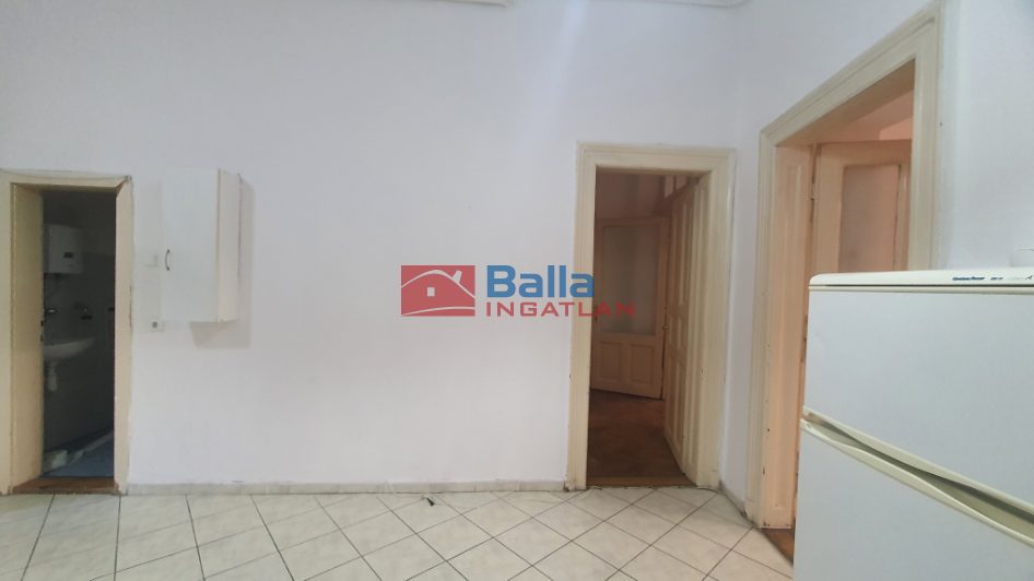 Eladó 71 m²-estársasházi lakás VI. Kerület (Nagykörúton belül) , ANDRÁSSY ÚT mellett: 89'900'000 Ft