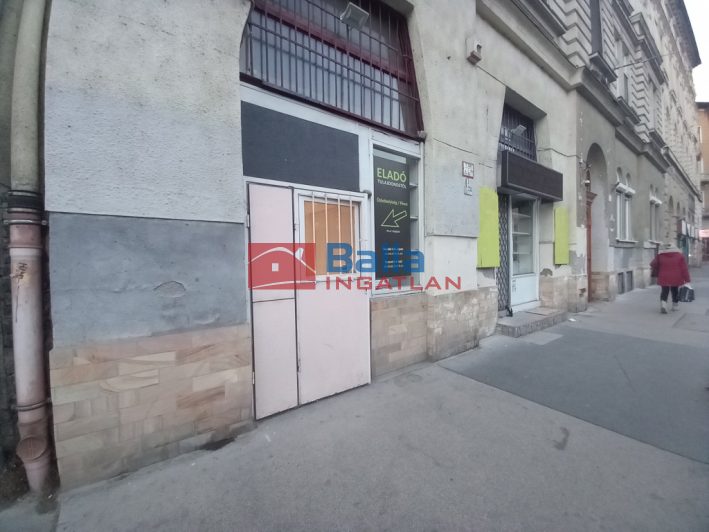 Eladó 74 m²-esüzlethelyiség utcai bejárattal VII. Kerület (Középső-Erzsébetváros) , ALMÁSSY TÉR: 29'800'000 Ft