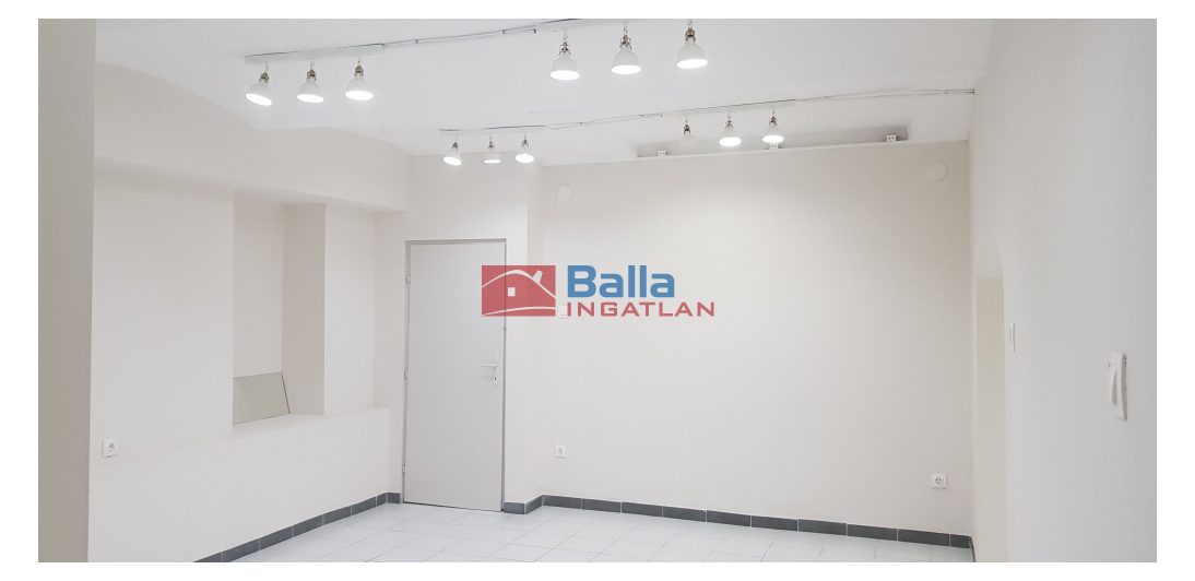 Eladó 74 m²-esüzlethelyiség utcai bejárattal VII. Kerület (Középső-Erzsébetváros) , ALMÁSSY TÉR: 29'800'000 Ft
