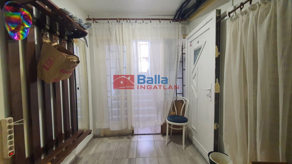 Eladó 68 m²-esüzlethelyiség utcai bejárattal VII. Kerület (Középső-Erzsébetváros) , BARCSAY utca: 35'000'000 Ft