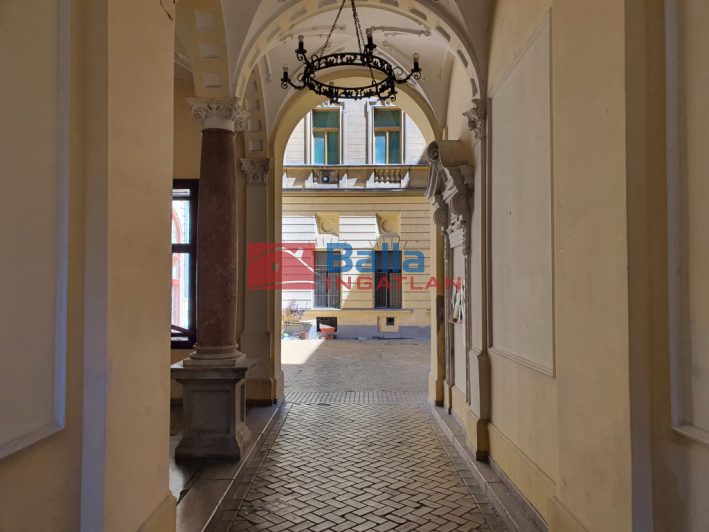 Eladó 98 m²-estársasházi lakás VII. Kerület (Középső-Erzsébetváros) , Hevesi Sándor tér: 175'000'000 Ft