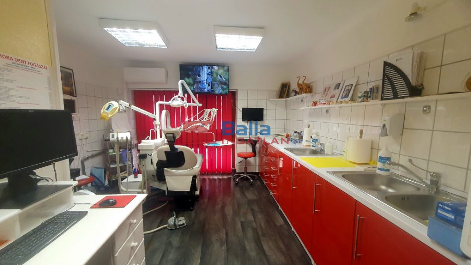 Kiadó 21 m²-esüzlethelyiség utcai bejárattal VII. Kerület (Ligetváros) , BERENDEZETT FOGORVOSI RENDELŐ Budapest VII.: 500'000 Ft