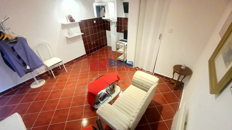 Eladó 21 m²-esüzlethelyiség utcai bejárattal VII. Kerület (Ligetváros) , BERENDEZETT FOGORVOSI RÖNTGENLABOR BP.VII.: 52'000'000 Ft