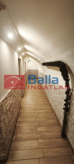 VII. Kerület (Ligetváros) - Dózsa Gyórgy út:  177 m&sup2;-es üzlethelyiség utcai bejárattal   (79'000'000 ,- Ft)