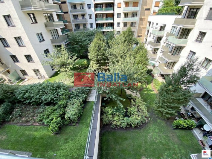 VIII. Kerület (Corvin negyed) - Corvin negyed:  72 m&sup2;-es társasházi lakás   (500'000 ,- Ft)