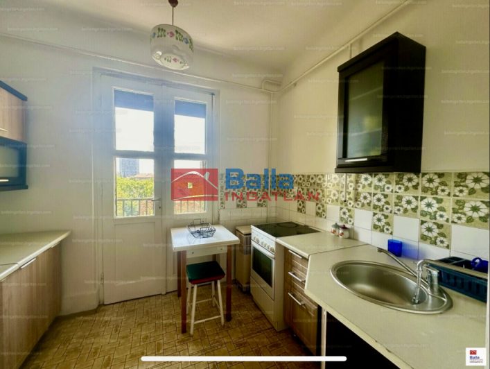 VIII. Kerület (Ganz negyed) - Vajda Péter utca:  63 m&sup2;-es társasházi lakás   (66'000'000 ,- Ft)