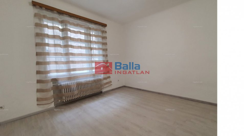 Kiadó 35 m²-estársasházi lakás VIII. Kerület (Józsefváros) , Baross utca: 180'000 Ft