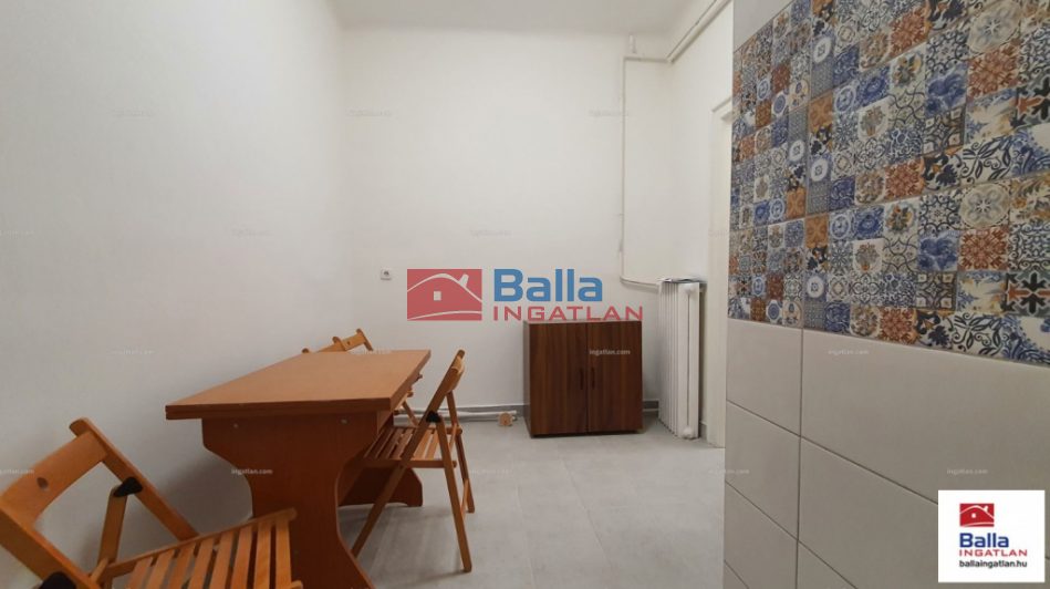 Kiadó 35 m²-estársasházi lakás VIII. Kerület (Józsefváros) , Baross utca: 180'000 Ft