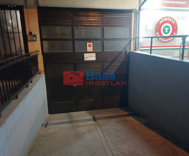 VIII. Kerület (Magdolna negyed) - Karácsony Sándor utca:  13 m&sup2;-es teremgarázs hely   (7'900'000 ,- Ft)