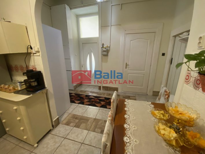 VIII. Kerület (Orczy negyed) - Orczy út:  44 m&sup2;-es társasházi lakás   (60'000'000 ,- Ft)