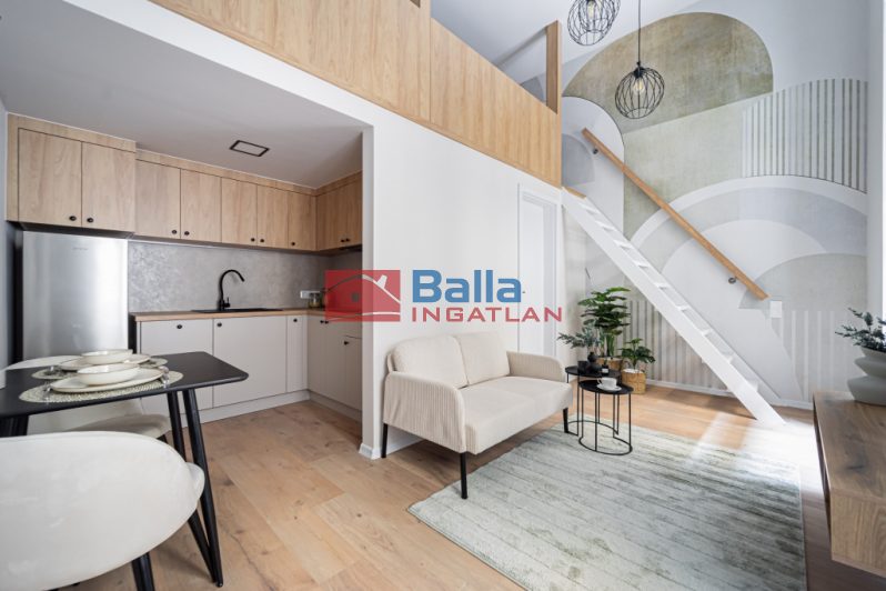 VIII. Kerület (Palotanegyed) - Palotanegyed:  22 m&sup2;-es társasházi lakás   (49'900'000 ,- Ft)