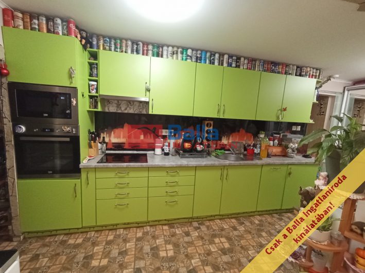 Eladó 46 m²-estársasházi lakás VIII. Kerület (Századosnegyed) , Hungária körút: 37'900'000 Ft
