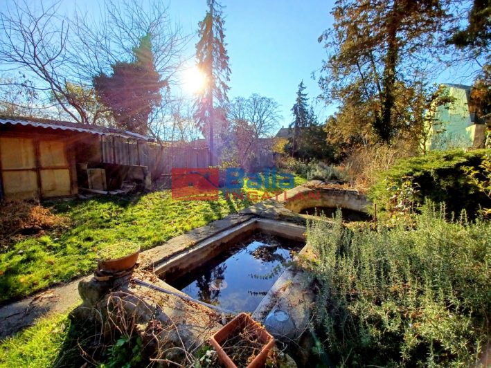 VIII. Kerület (Tisztviselő telep) - Bíró Lajos utca:  202 m&sup2;-es családi ház   (269'000'000 ,- Ft)