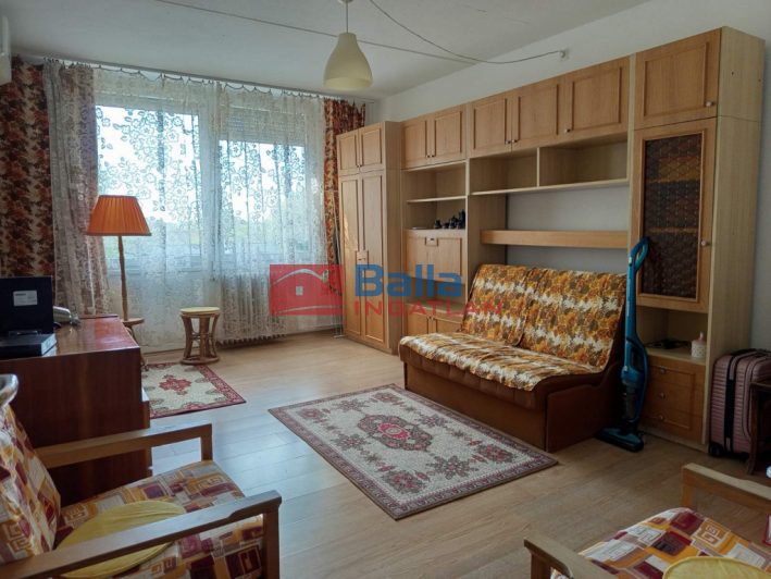 Eladó 38 m²-estársasházi lakás X. Kerület (Kőbánya Városközpont) , Kápolna utca: 44'990'000 Ft