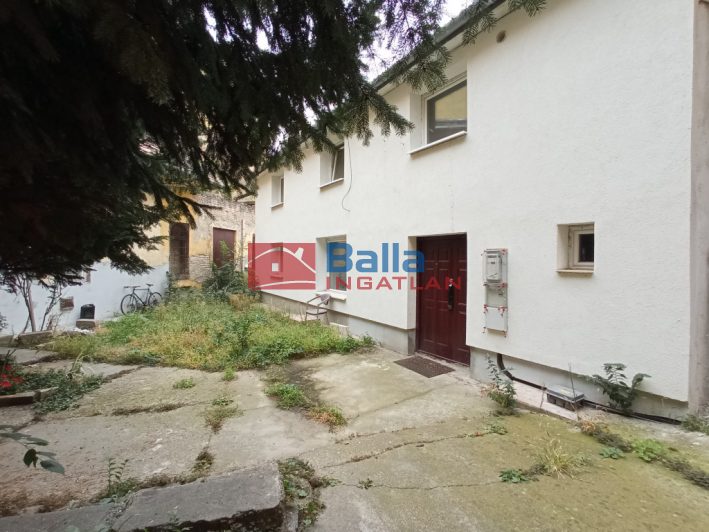 Eladó 120 m²-estársasházi lakás X. Kerület (Óhegy) , Martinovics térnél utca: 68'000'000 Ft