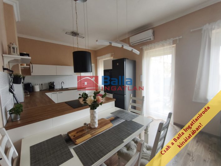 Eladó 94 m²-estársasházi lakás X. Kerület (Óhegy közelében) , Szlávy utca: 94'900'000 Ft
