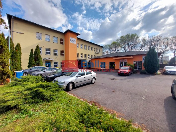 Eladó 1716 m²-esegyéb üzlethelyiség X. Kerület (Újhegy) , Újhegy: 779'000'000 Ft