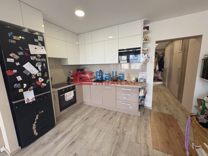 Eladó 68 m²-estársasházi lakás X. Kerület (Újhegyi ltp.) , Kővágó utca: 83'500'000 Ft