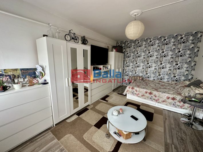 Eladó 51 m²-estársasházi lakás XI. Kerület (Kelenföld) , Etele út: 85'400'000 Ft