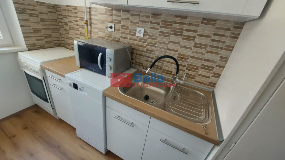 Kiadó 51 m²-estársasházi lakás XI. Kerület (Kelenföld) , Etele út: 260'000 Ft