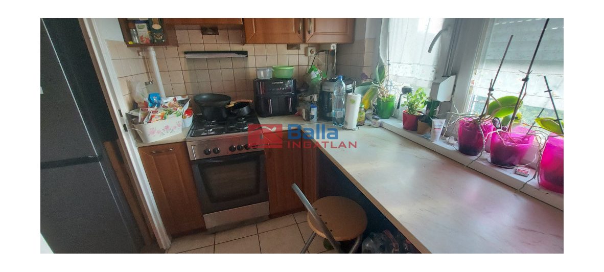 Eladó 65 m²-estársasházi lakás XI. Kerület (Kelenföld) , Fehérvári út: 85'000'000 Ft