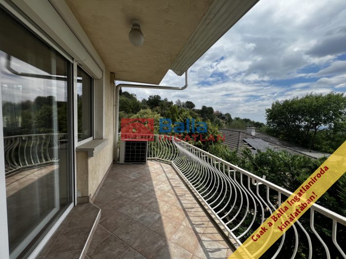 Eladó 163 m²-estársasházi lakás XII. Kerület (Mártonhegy) , Denevér út: 650'000 EUR