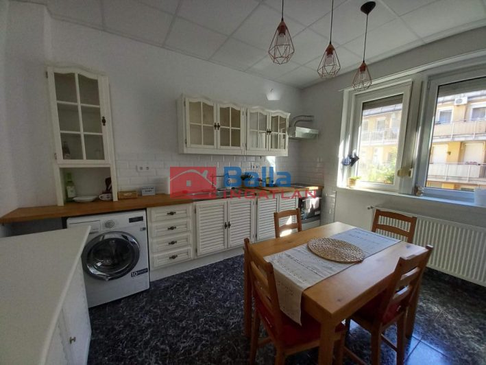 Eladó 67 m²-estársasházi lakás XIII. Kerület (Angyalföld) , Üteg utca: 94'900'000 Ft