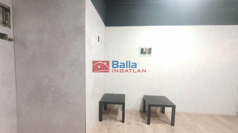 XIII. Kerület (Újlipótváros) - CSANÁDY utca:  20 m&sup2;-es üzlethelyiség utcai bejárattal   (180'000 ,- Ft)