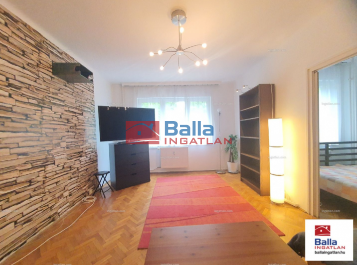 Kiadó 40 m²-estársasházi lakás XIII. Kerület (Újlipótváros) , PANNÓNIA utca: 260'000 Ft