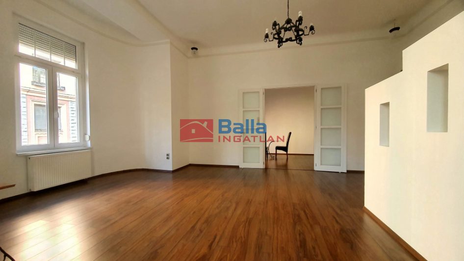 Kiadó 77 m²-estársasházi lakás XIII. Kerület (Újlipótváros) , VISEGRÁDI utca: 299'000 Ft