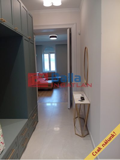 XIII. Kerület (Újlipótváros) - Váci út:  88 m&sup2;-es társasházi lakás   (146'000'000 ,- Ft)