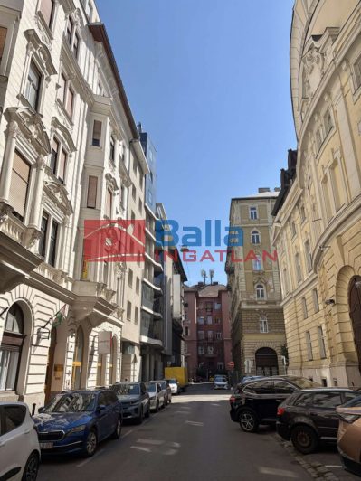 Kiadó 30 m²-estársasházi lakás XIII. Kerület (Újlipótváros) , Vígszínház utca: 170'000 Ft