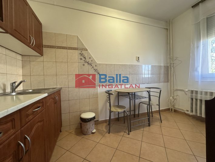 Kiadó 42 m²-estársasházi lakás XIV. Kerület (Alsórákos) , Adria sétány: 220'000 Ft