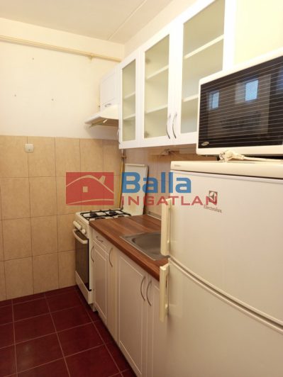 Kiadó 49 m²-estársasházi lakás XIV. Kerület (Alsórákos) , Füredi lakótelep: 220'000 Ft