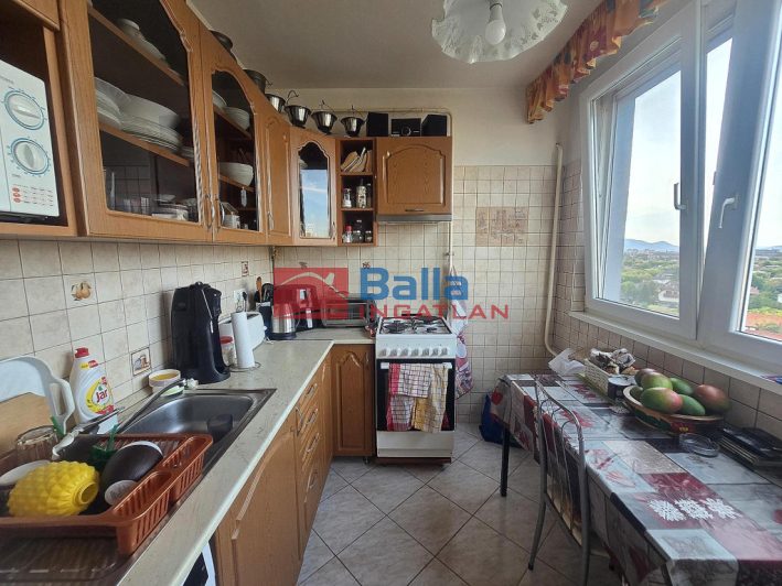 Eladó 68 m²-estársasházi lakás XIV. Kerület (Füredi lakótelep) , Füredi utca: 79'900'000 Ft